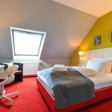 City Hotel 3*