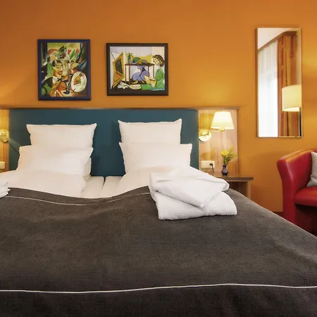 City Hotel 3*