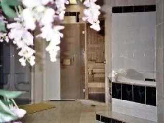 Hotel City 3*